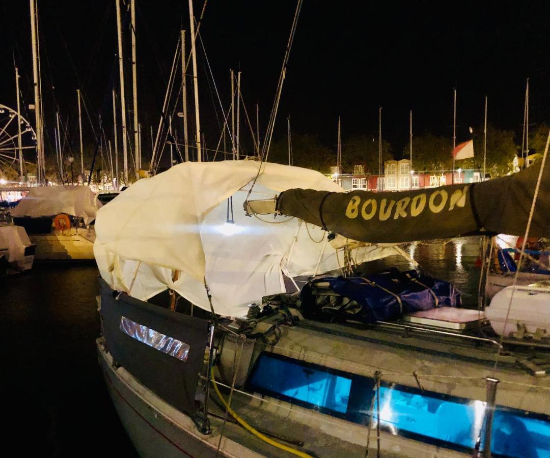 Nuit Insolite Sur Un Voilier Au Coeur De La Rochelle La Rochelle  Ngoại thất bức ảnh